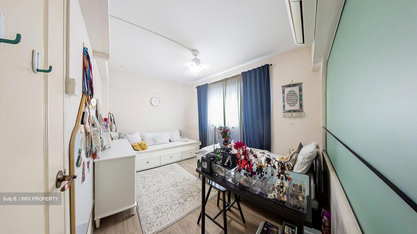 Blk 921 TAMPINES PALMSVILLE (Tampines), HDB 4 Rooms #525383741